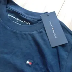 トミー ヒルフィガー　ネイビーTシャツ　サイズ6