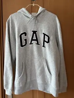 GAP ギャップ　グレー 裏起毛フード付きパーカー　　トレーナーMサイズ