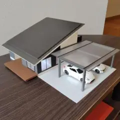『黒と赤』2種類の屋根・100分の1，2階建て内外模型No.96