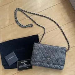 シャネル チェーンウォレット メタリック ラメ パリで購入