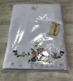【未使用】ベトナム刺繍　ベッドシーツ他　ベトナム土産