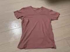 【ユニクロ】 Mサイズ ピンク Vネック Tシャツ