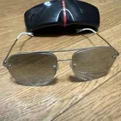 Item thumbnail for item 2a5291b1-1bd4-4efc-89b1-392553bbabb0
