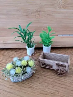 no.184 ミニチュア植物とリヤカーのセット