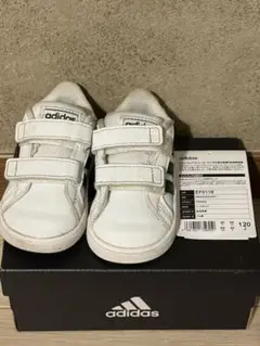 定価4,400円adidas GRANDCOURT 1アディダス 白 スニーカー