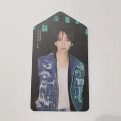 Item thumbnail for item a4216040-d7c0-422b-9f4b-4407a0f3f651