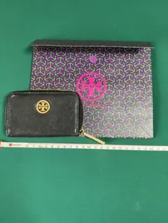 Tory Burch ブラックレザーコインケースと紙袋