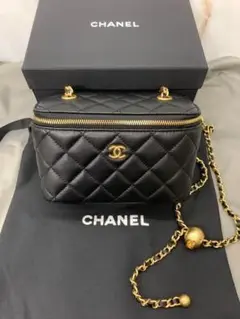CHANEL ブラックレザーショルダーバッグ