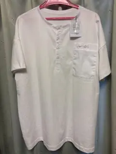 ホワイト ヘンリーネック Tシャツ