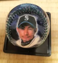 イチロー 記念ボール 51号 右翼手