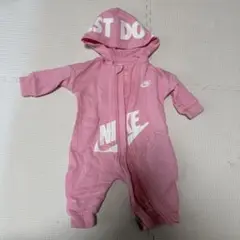 NIKE ピンク 新生児ロンパース