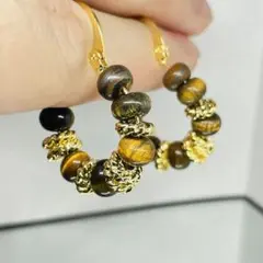 Item thumbnail for item fd30bbb7-76dd-4c66-b547-b76acf3a4f1d