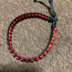 赤いビーズ レザー ブレスレット