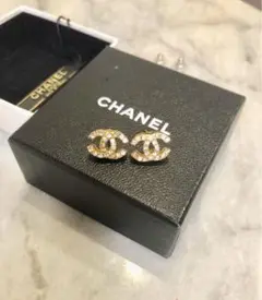 シャネル 正規品 希少なパステルピンクのccマーク シャネルピアス グリポア時代