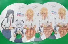 フードコートで、また明日。× アルマちゃんは家族になりたい うちわ 3枚 新品