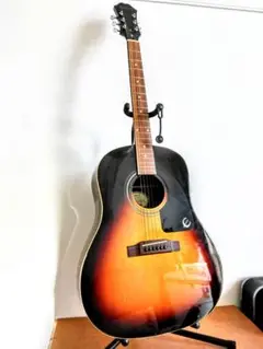 Epiphoneアコギ　AJ100VS Epiphone AJ-100VS RH 6-String Dreadnought Acoustic Guitar