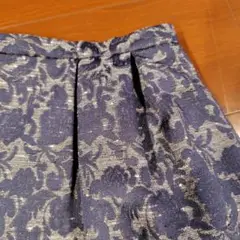 膝丈スカート
