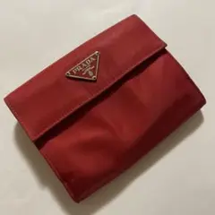 1/9までお値下げ‼️訳あり☝️PRADAプラダ❣️折財布