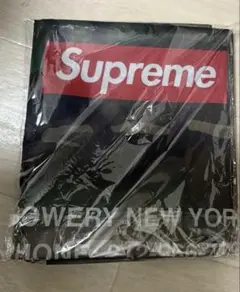 未売品　25fw supreme フリーギフト ノベルティ 新品未開封　限定品