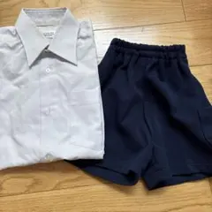 幼稚園　Yシャツとショートパンツセット 120A