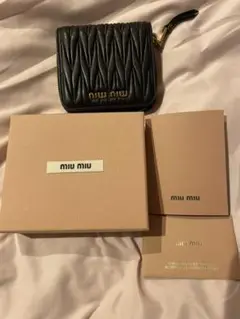 miumiu ミュウミュウ 折財布 美品