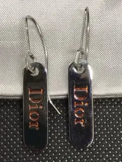 Dior クリスチャンディオール 両耳 シルバー プレート Dior ピアス