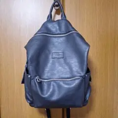 STANDARD SUMMITレザー調リュック