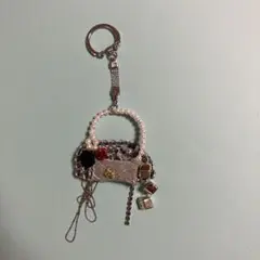 Item thumbnail for item ec6da779-09b2-4d3b-a9e8-6df884a670c9