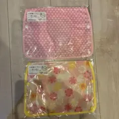 『お値下げ可能』お食事エプロン 2枚セット ピンクと花柄