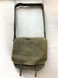 【メルカリ最安】フランス軍 メッセンジャー ヴィンテージ メルカリ最安】フランス軍 メッセンジャー ヴィンテージ