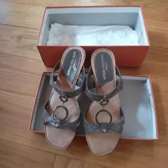 adesso vita nova sandals のサンダル