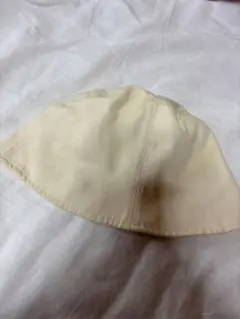 ベージュ バケットハット