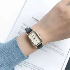 【大人気シリーズ】レディース　腕時計　クォーツ　ブラック