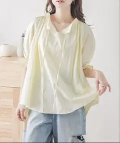 美品　シュガービスケット　ギャザーフリルブラウス