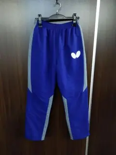 卓球用 バタフライ 厚手ウィンドパンツ ウォーム 防寒
防寒対策にも活躍します