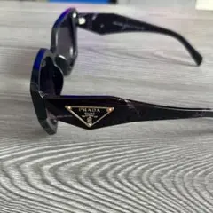 PRADA ブラック サングラス オーバーサイズ