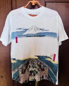 UT MFA BOSTON富士山 アートプリント Tシャツ