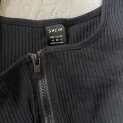 タンクトップ　黒