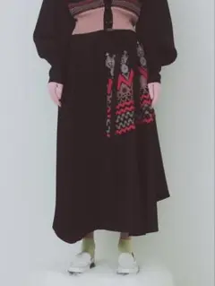 FURFUR(ファーファー)ノルディック刺繍スカート ブラック