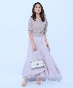 2024ジャスグリッティー　シャインタフタフレアスカート