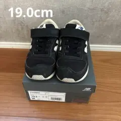 new balance ジュニア　スニーカー　19cm