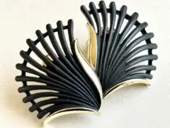 Item thumbnail for item 0ca58349-efcd-45e8-a897-f3b2c32f9cbc