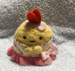 すみっコぐらし　ぶらさげぬいぐるみ　えびふらいのしっぽ　ぺんぺんフルーツ