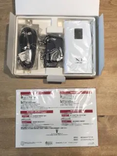 未使用品　docomo モバイルルーター L-09C ホワイト