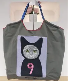 猫エコバッグ　刺繍　ナイロン　エコバッグ　韓国限定デザイン　新品未使用