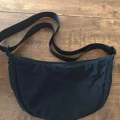 UNIQLO　ショルダーバック