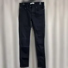 GU スキニーパンツ
