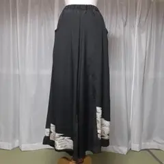 着物リメイク　黒留袖でワイド！ワイドパンツ(スカーチョの用なワイドパンツ)