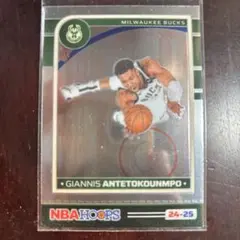 Giannis Antetokounmpo Hoops holo カード