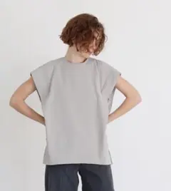 dresslave バックジップ ノースリーブトップス
